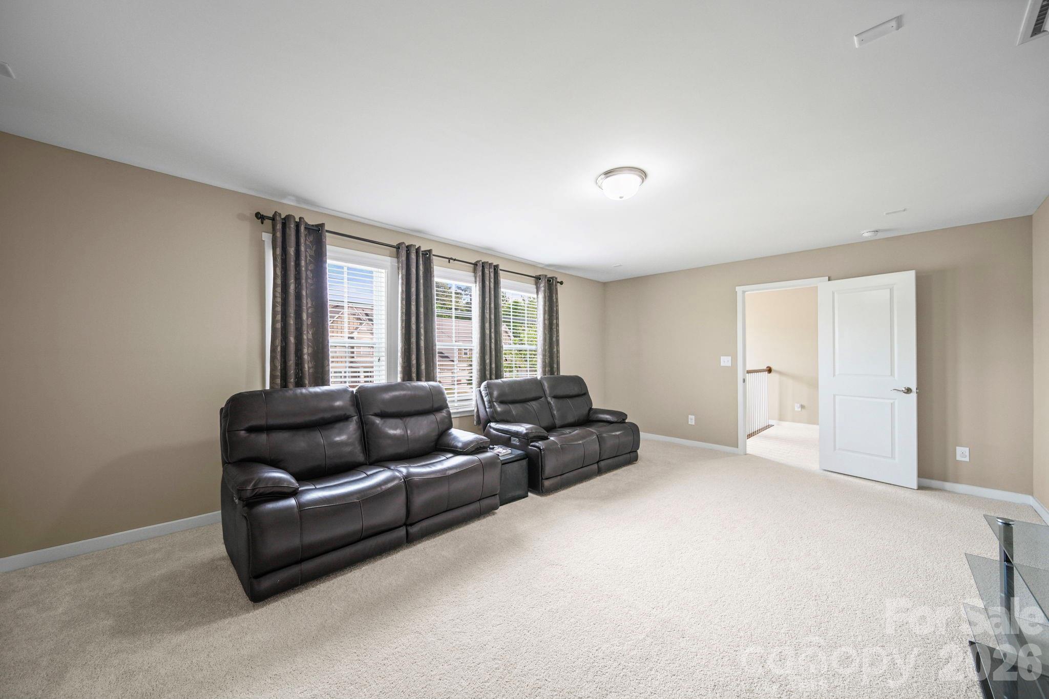 Lake Ridge - Residential