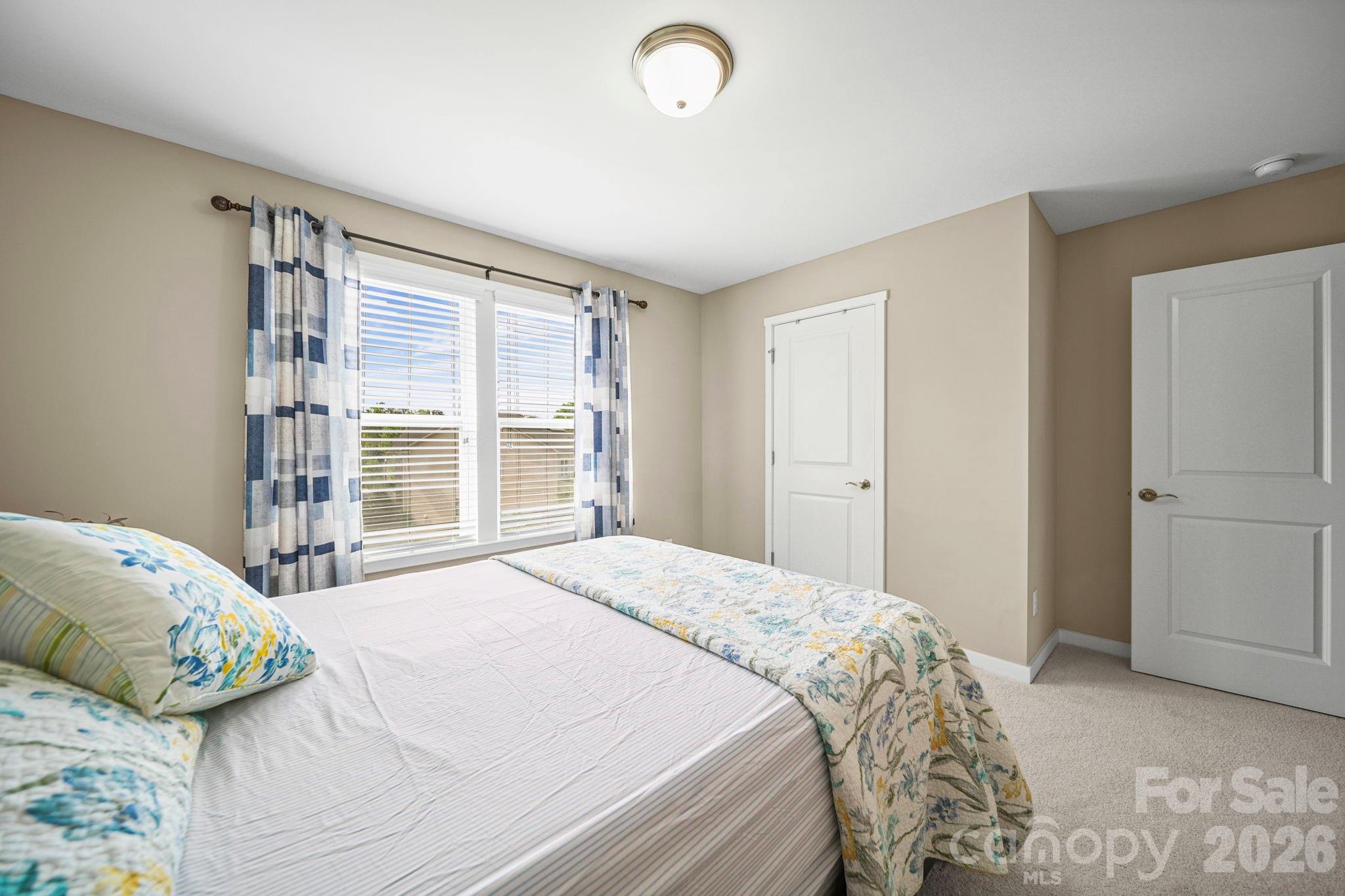 Lake Ridge - Residential