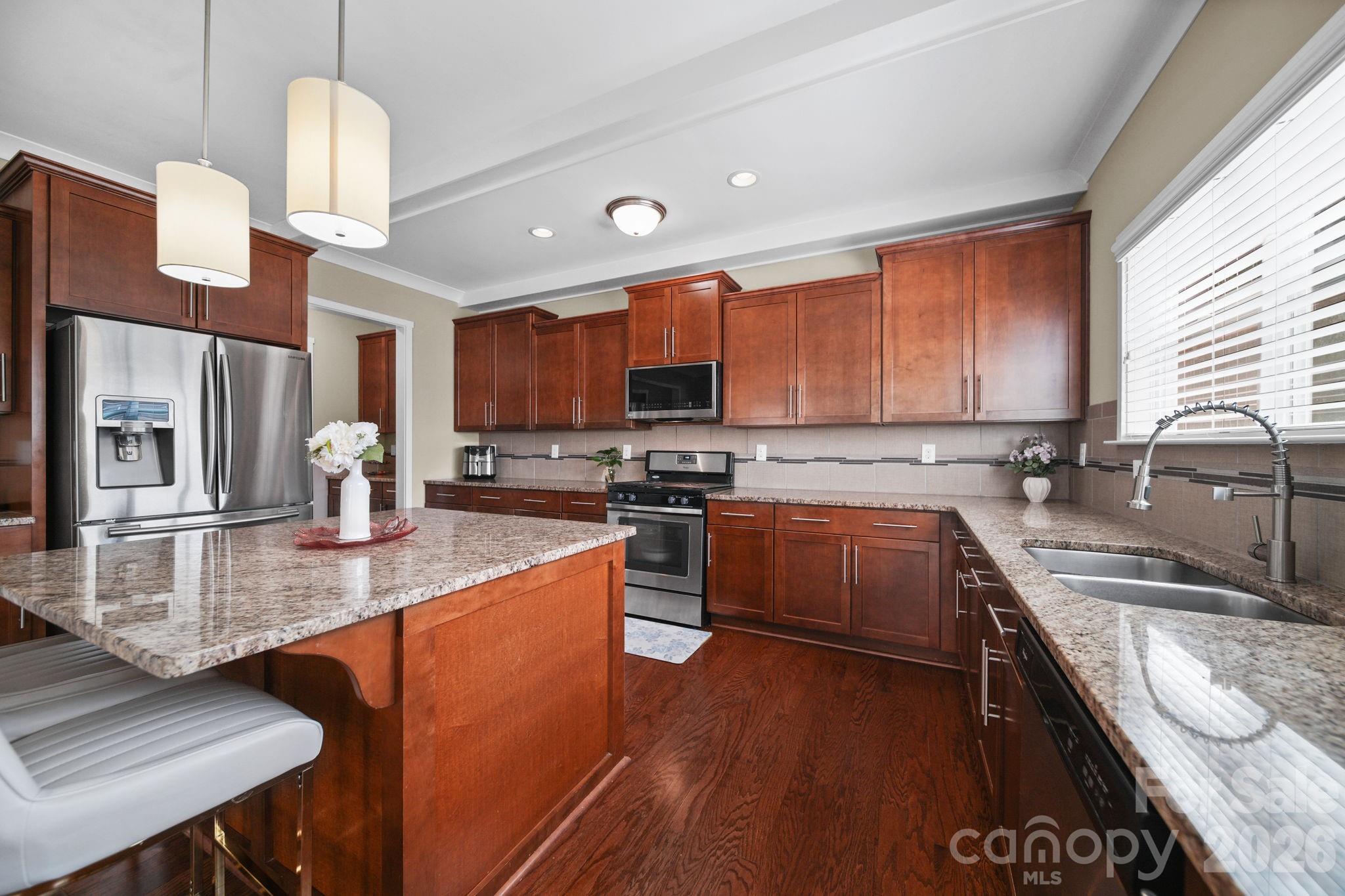 Lake Ridge - Residential