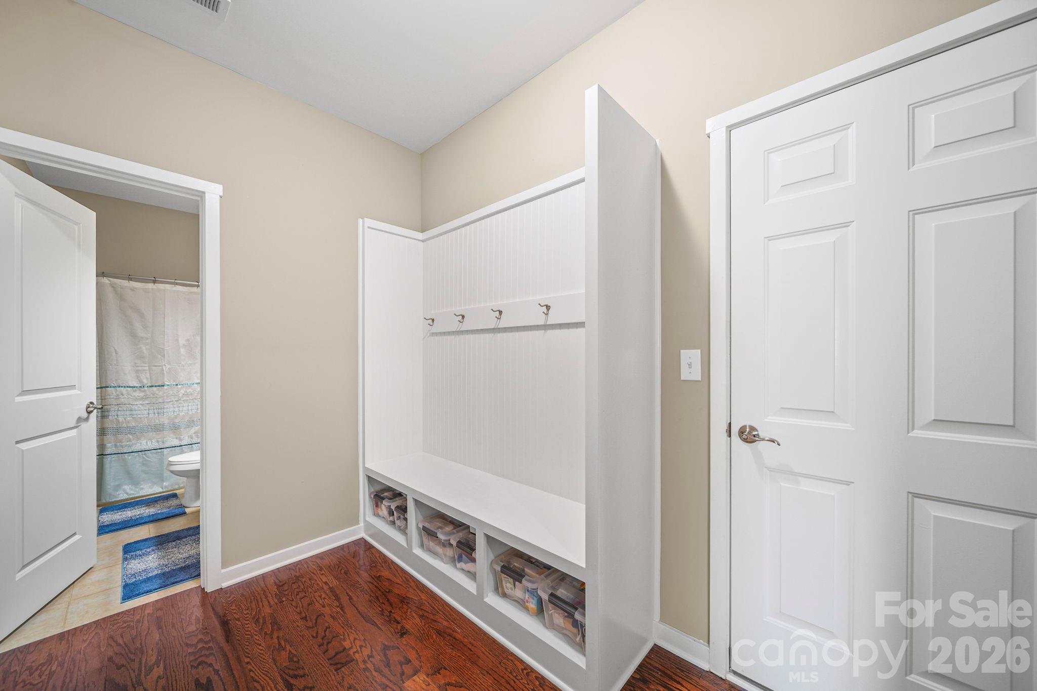 Lake Ridge - Residential