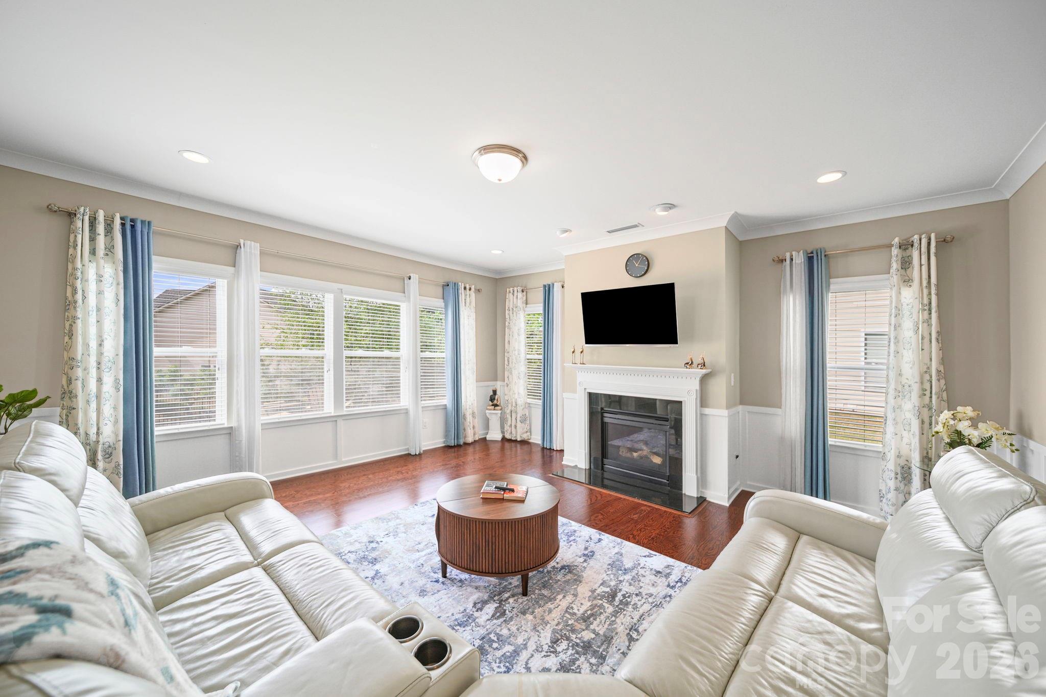 Lake Ridge - Residential