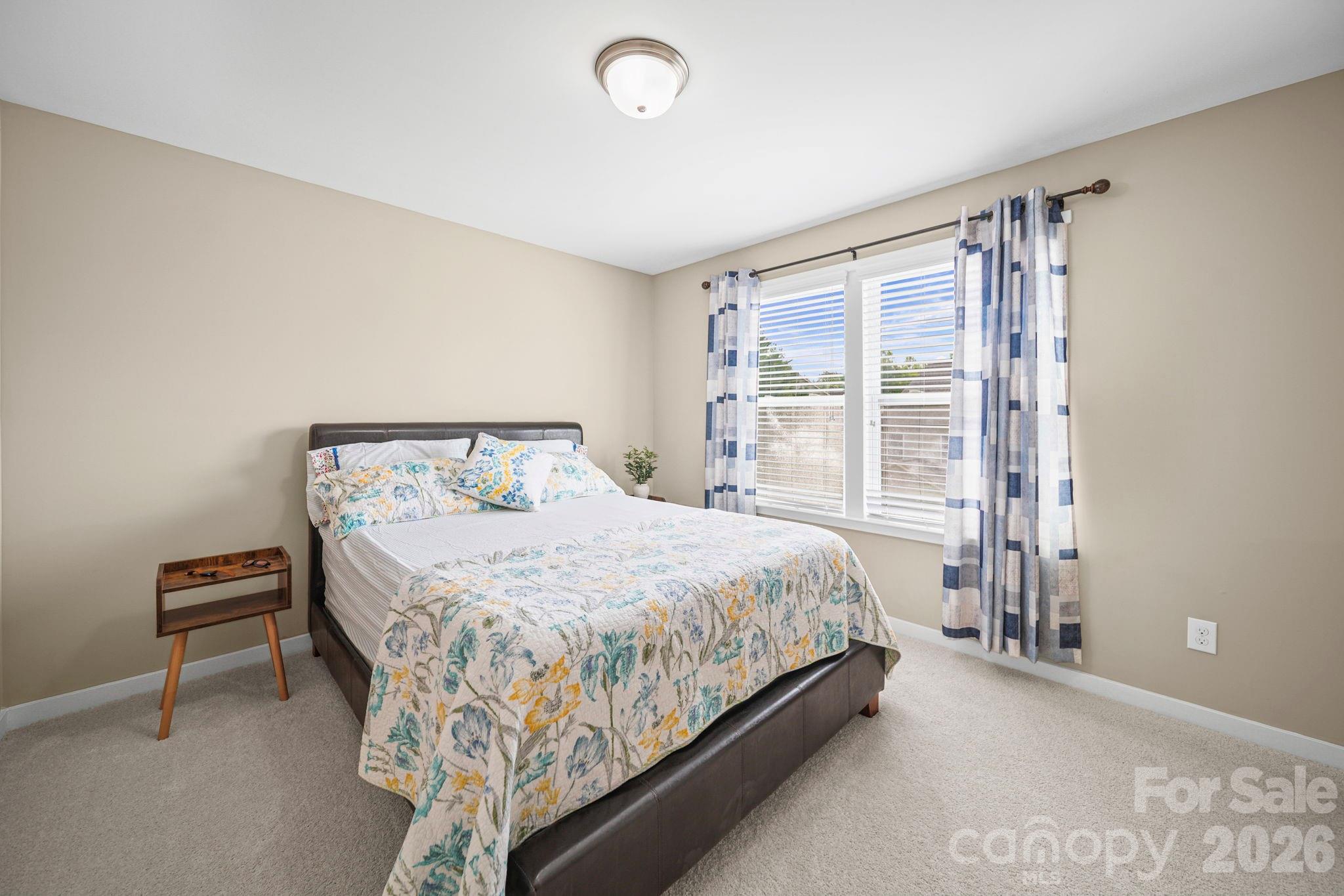 Lake Ridge - Residential