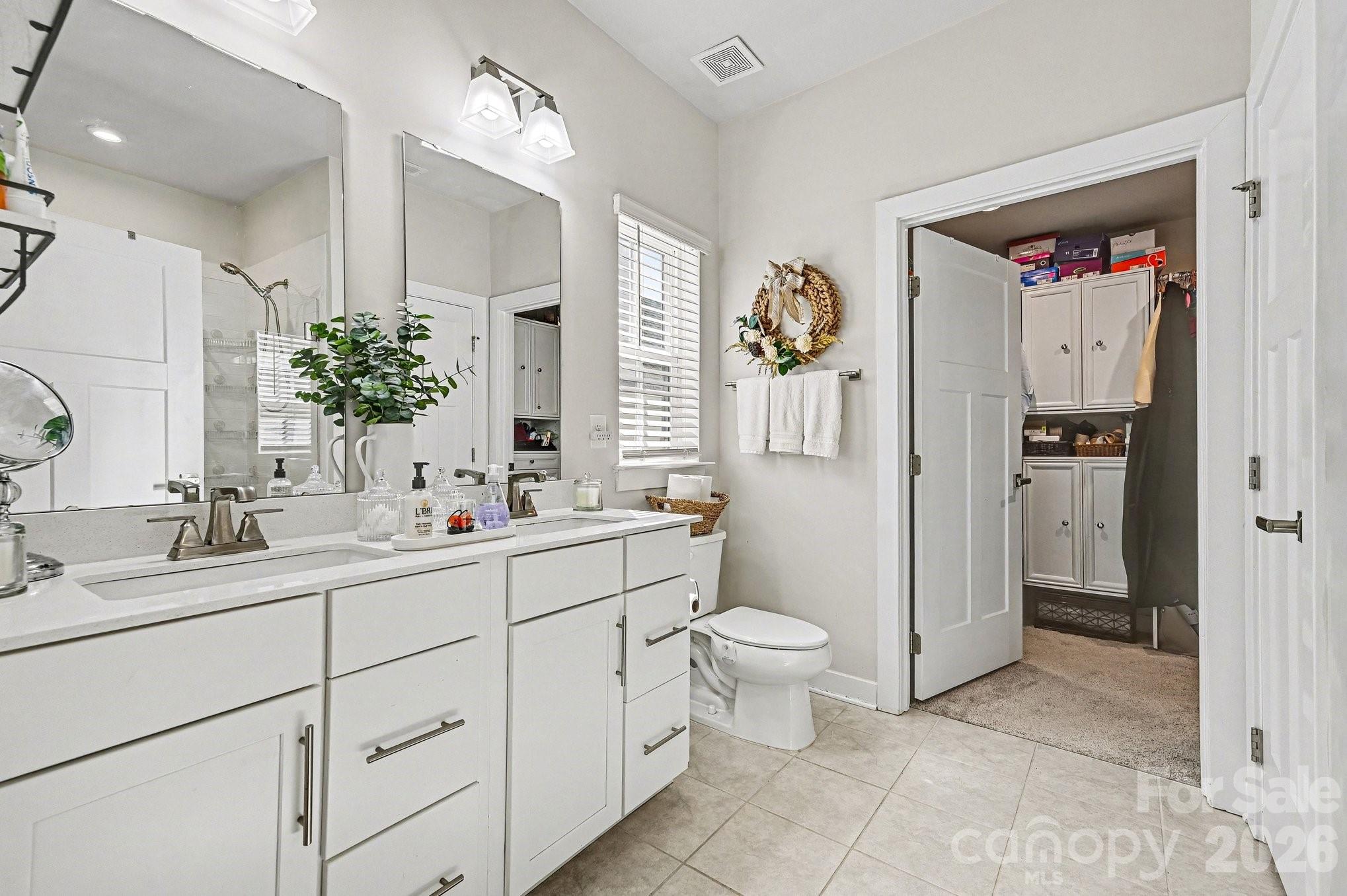 Holcomb Woods - Residential