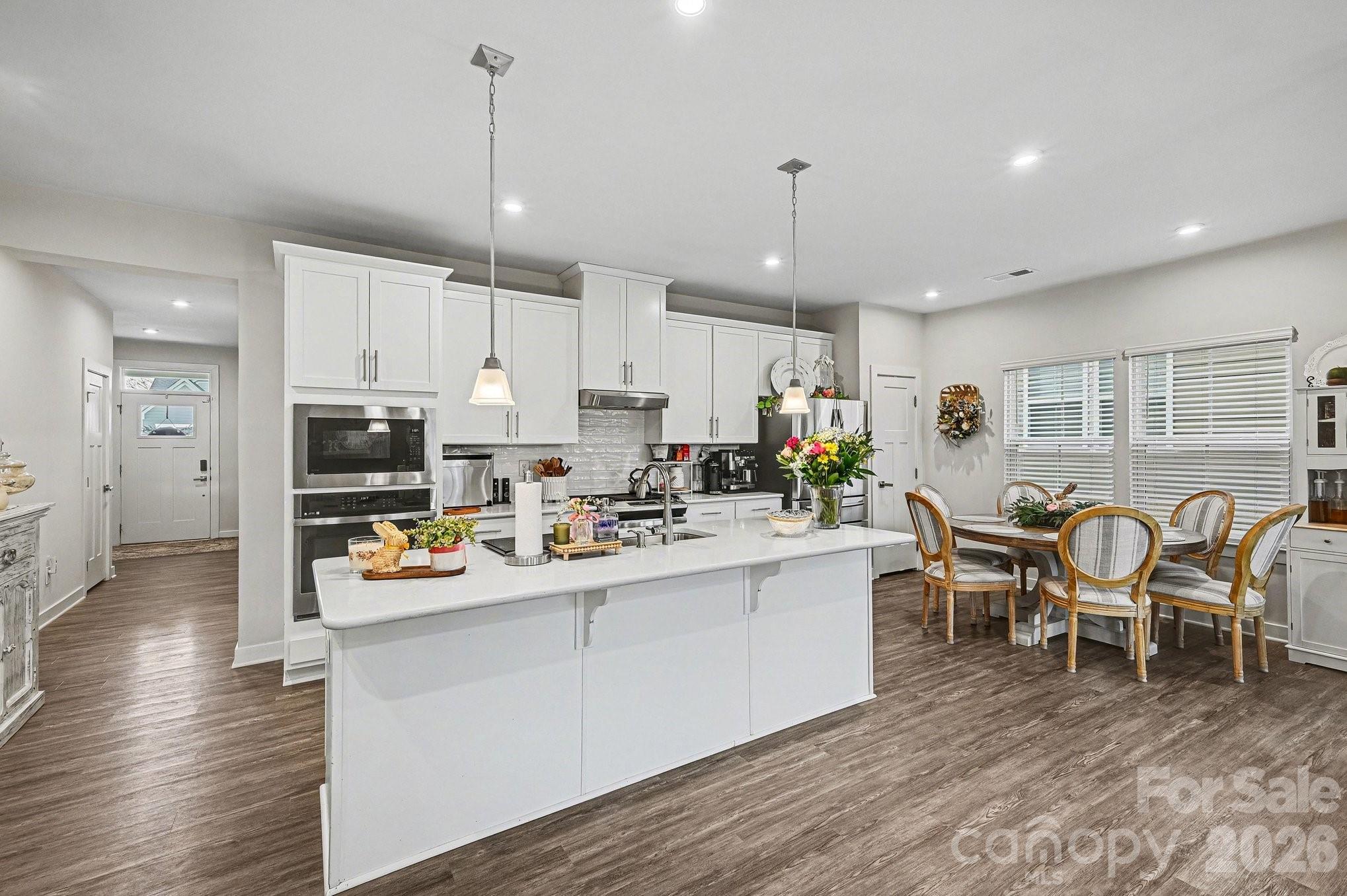 Holcomb Woods - Residential