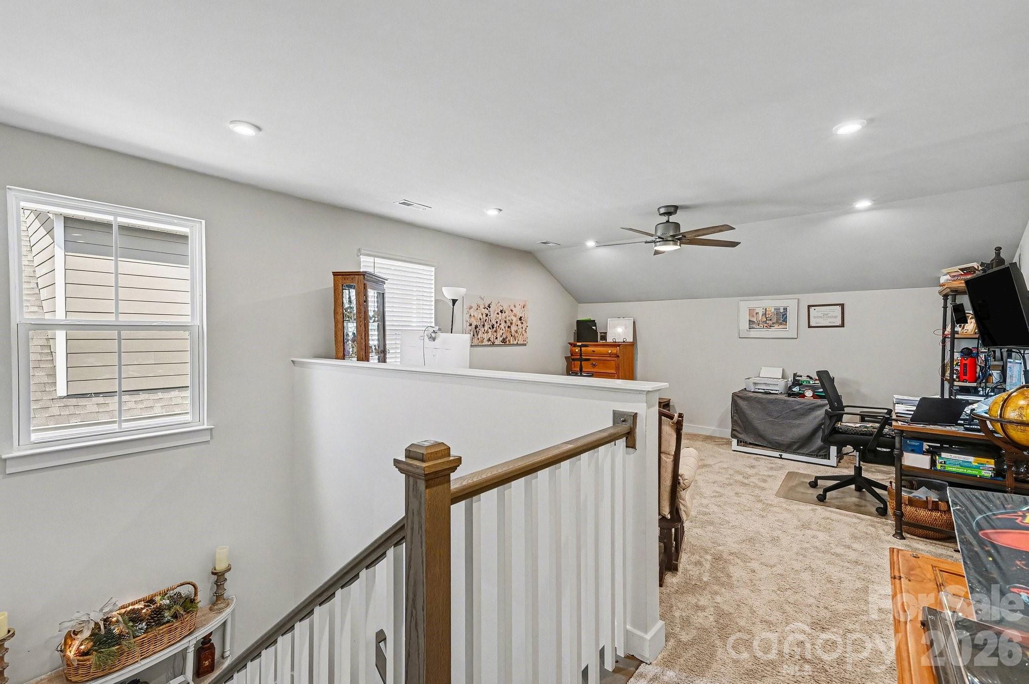 Holcomb Woods - Residential