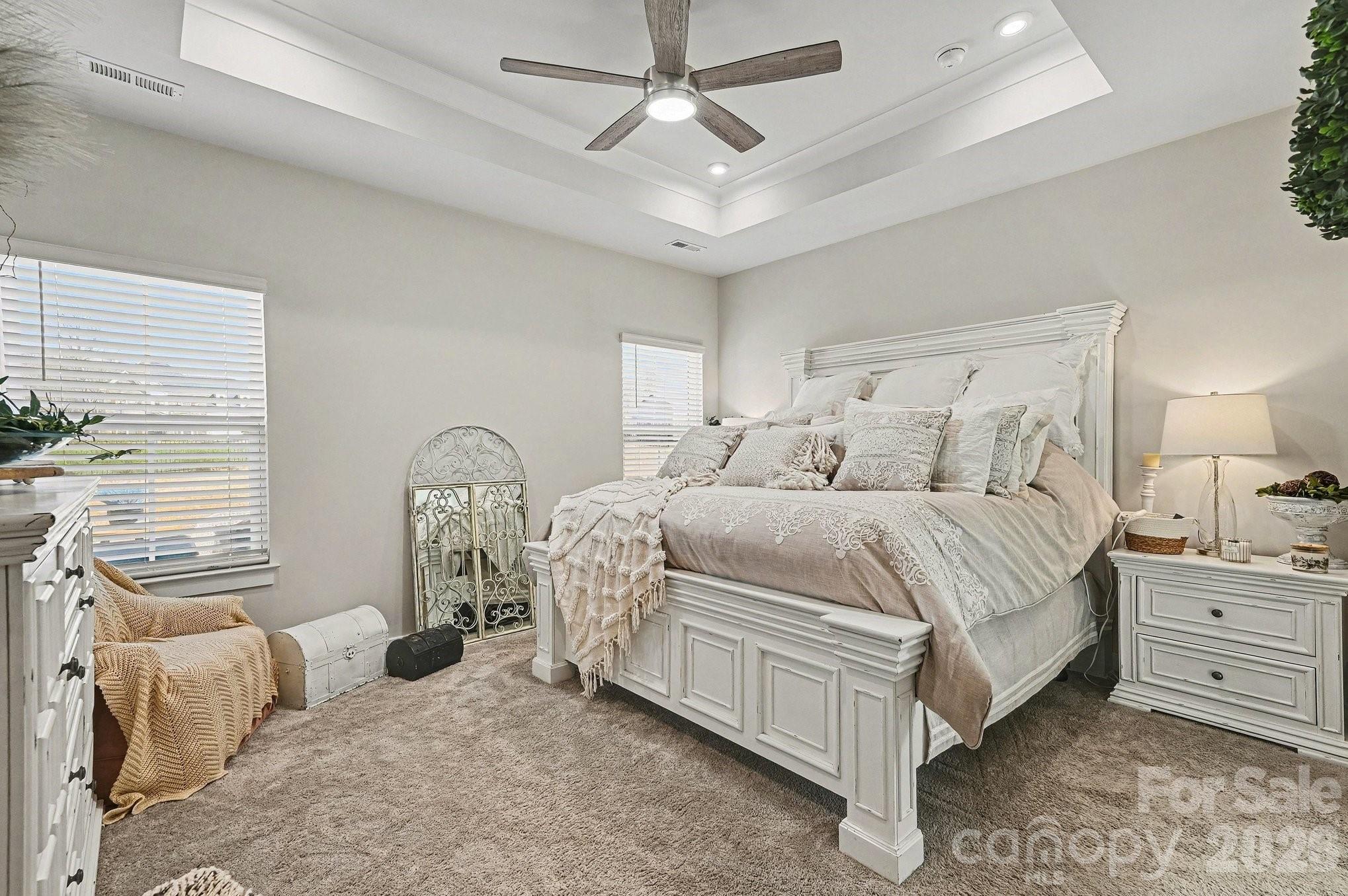 Holcomb Woods - Residential