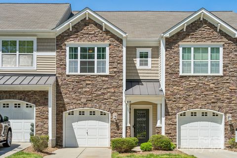 4648 Craigmoss Lane Charlotte NC 28278