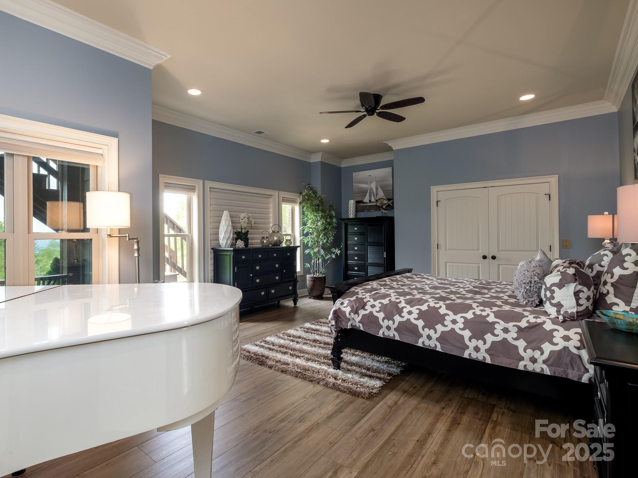 Connestee Falls - Residential