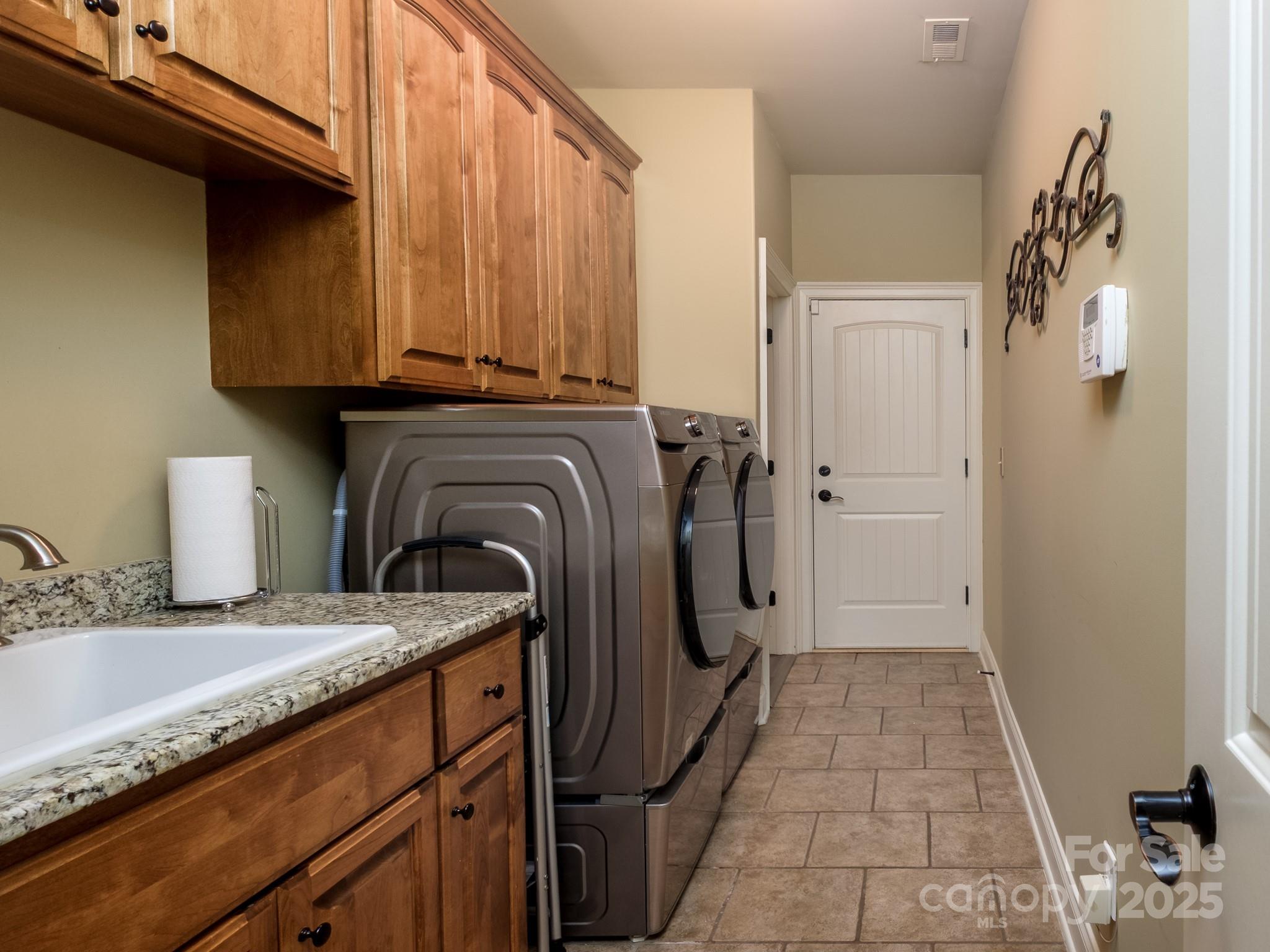 Connestee Falls - Residential