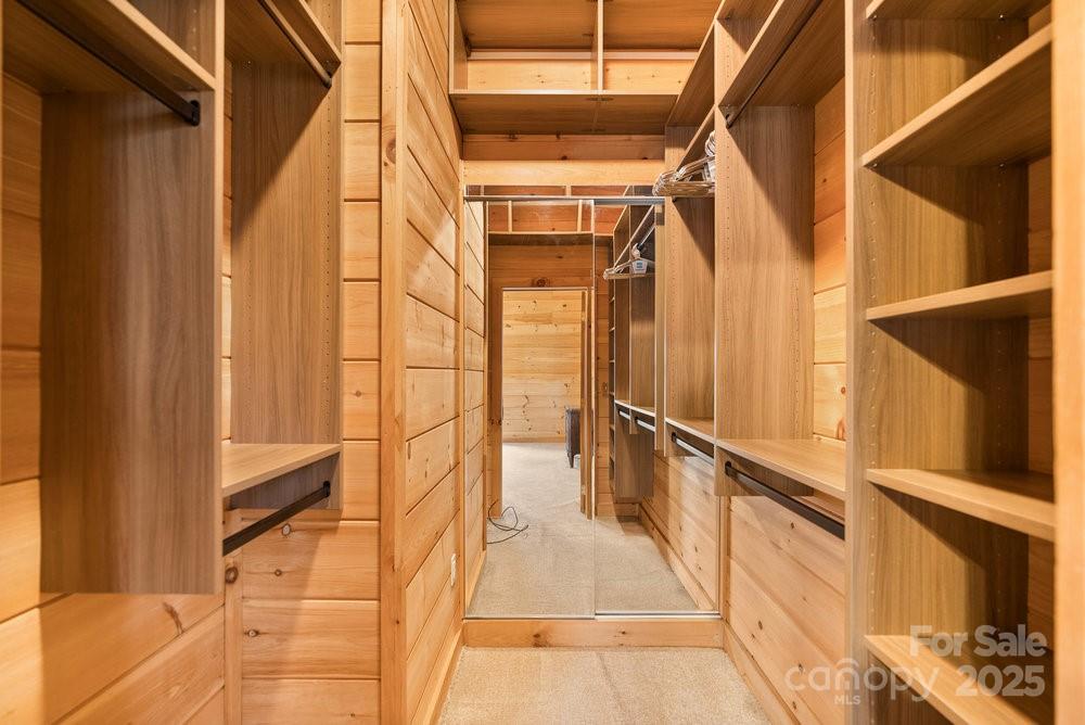 LAKE LANIER - Residential