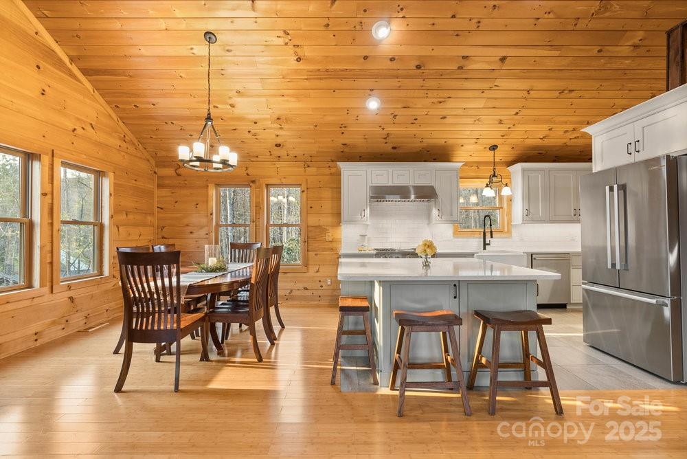 LAKE LANIER - Residential