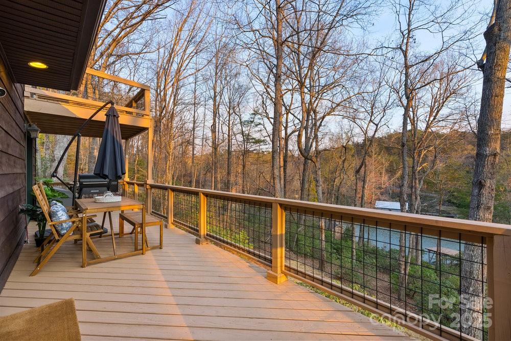502 CALEDONIA Loop