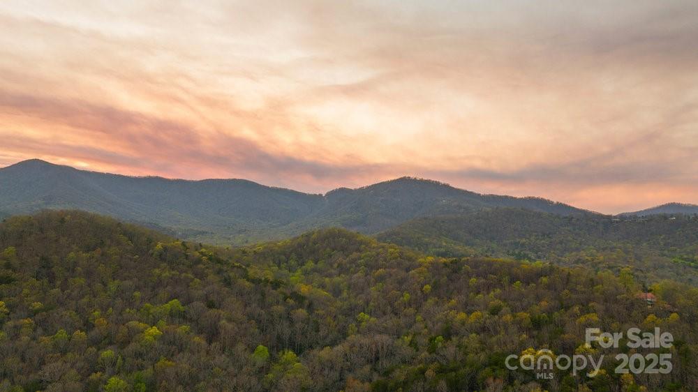 LAKE LANIER - Residential