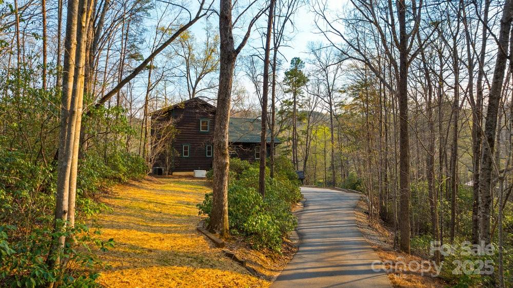 502 CALEDONIA Loop