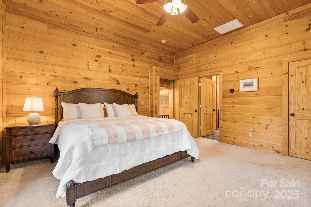 LAKE LANIER - Residential