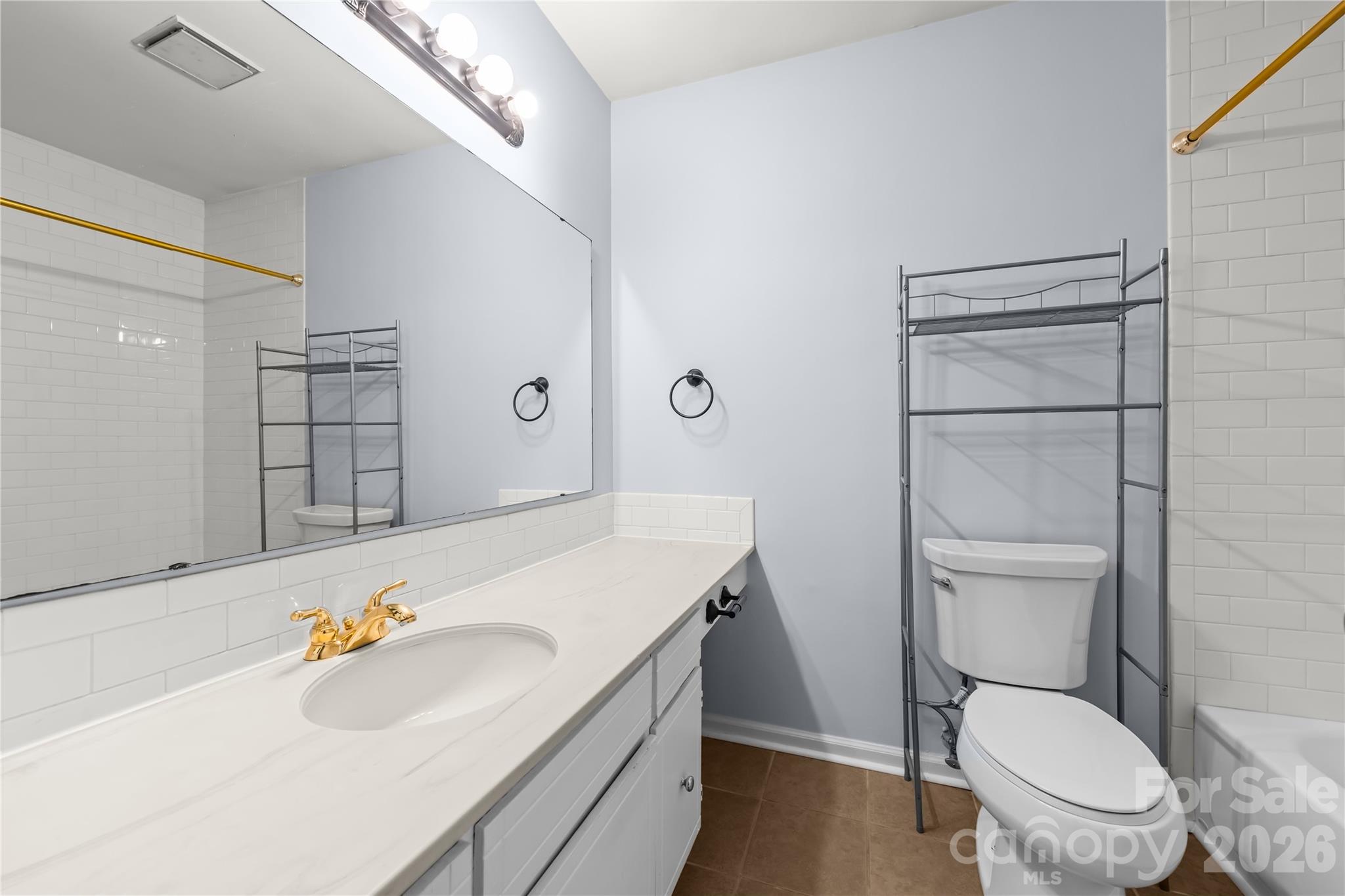 Falconbridge - Residential