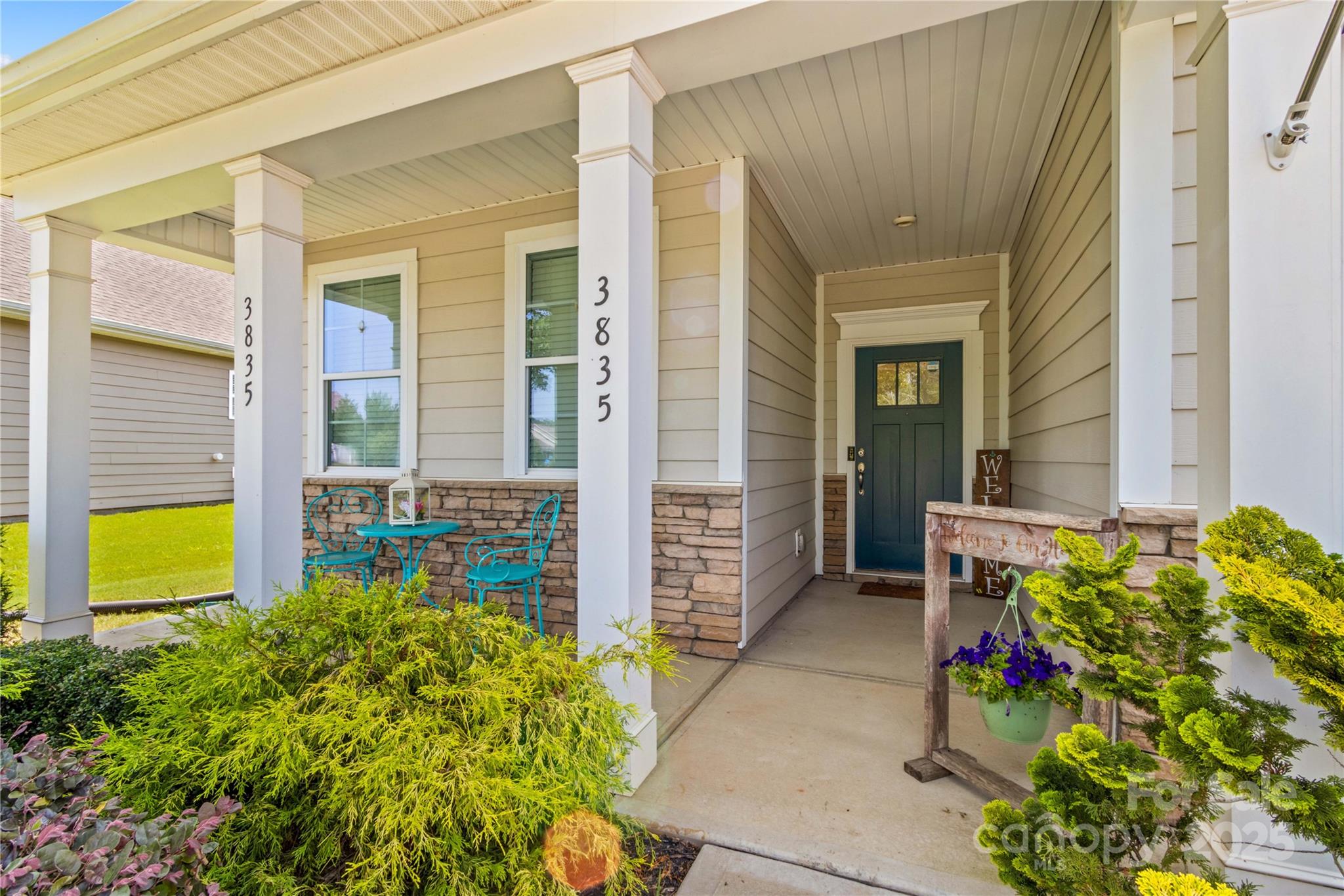 3835 Norman View Drive
