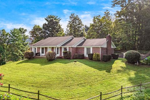 90 Kentwood Drive Weaverville NC 28787