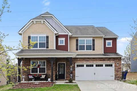 Photo of 12614 Chantrey Way, Huntersville, NC 28078 (MLS # 4342230)