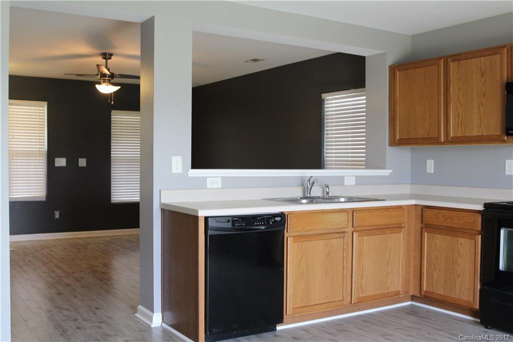 Hamilton Lakes - Residential