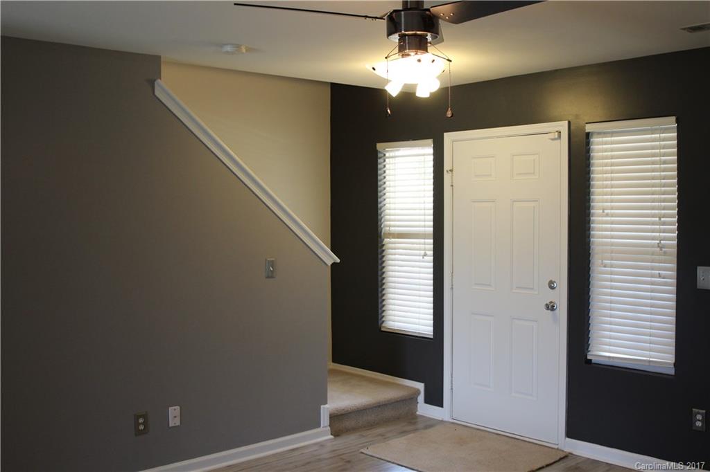 Hamilton Lakes - Residential