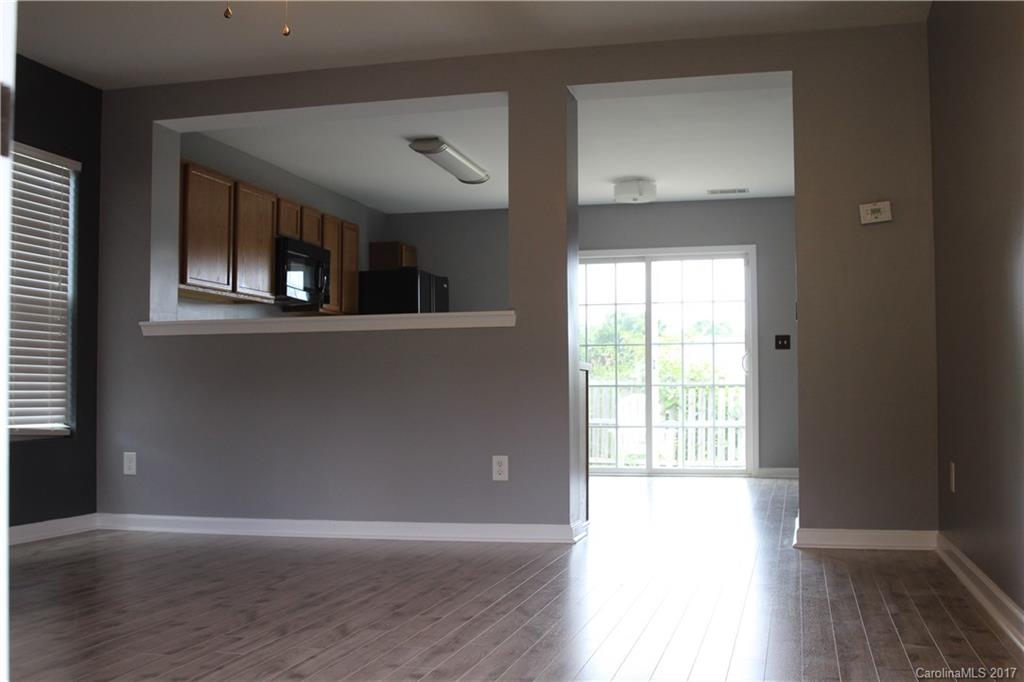 Hamilton Lakes - Residential