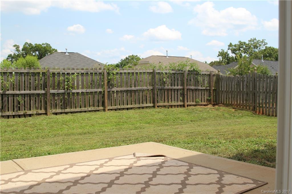 Hamilton Lakes - Residential