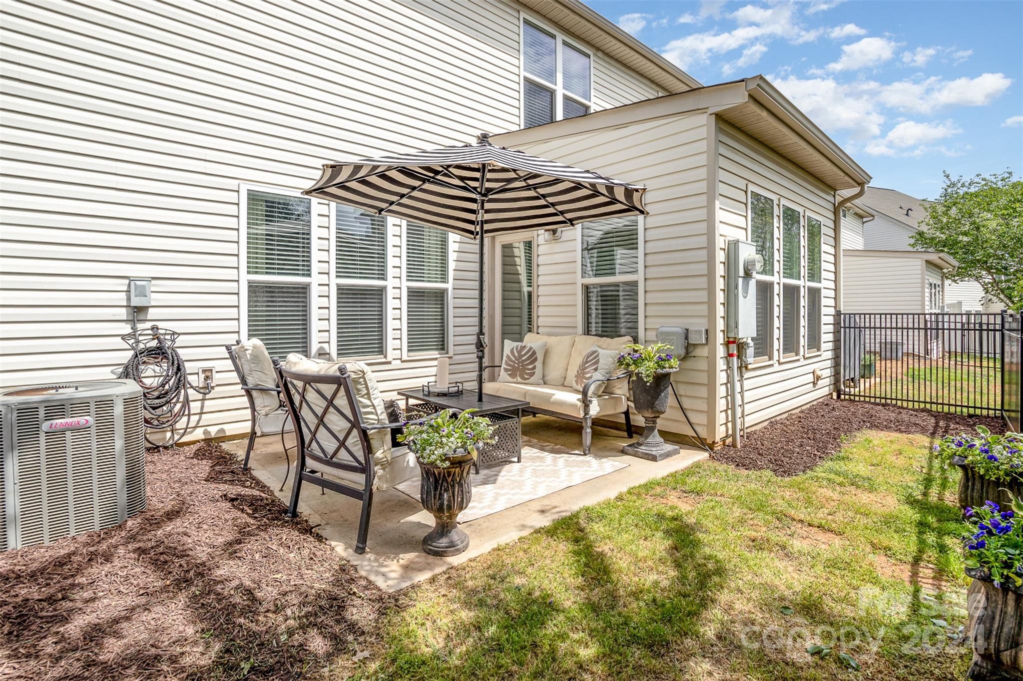 Park South Station - Residential