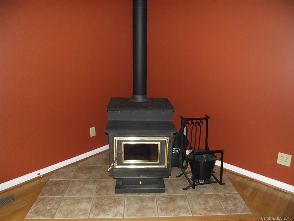 Fifth Creek Estates - Residential Lease