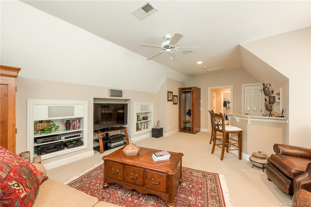 Sailview - Residential