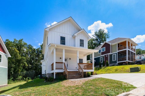Photo of 33 Loblolly Lane, Asheville, NC 28803 (MLS # 4228799)