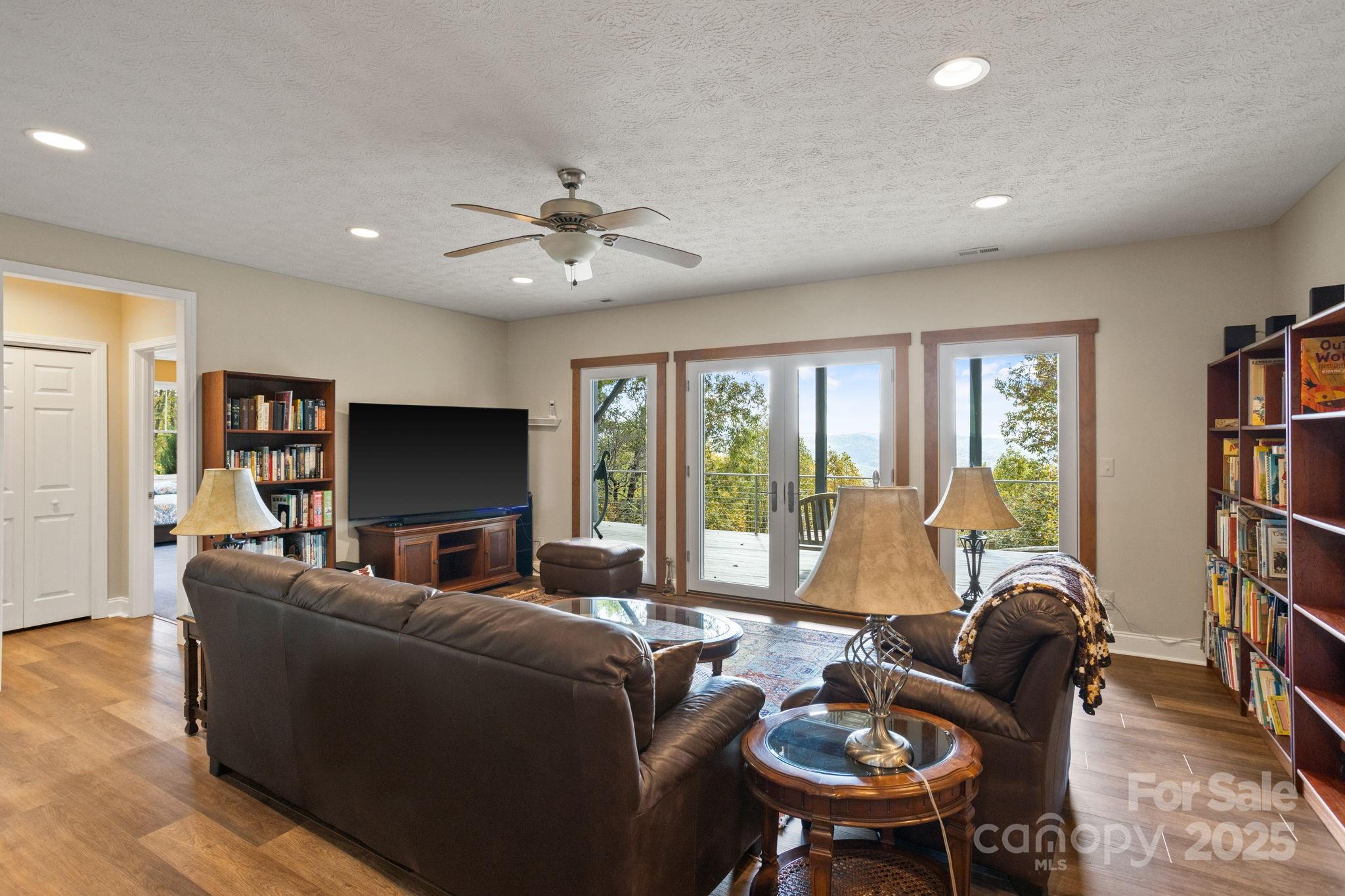 Somersby Park - Residential