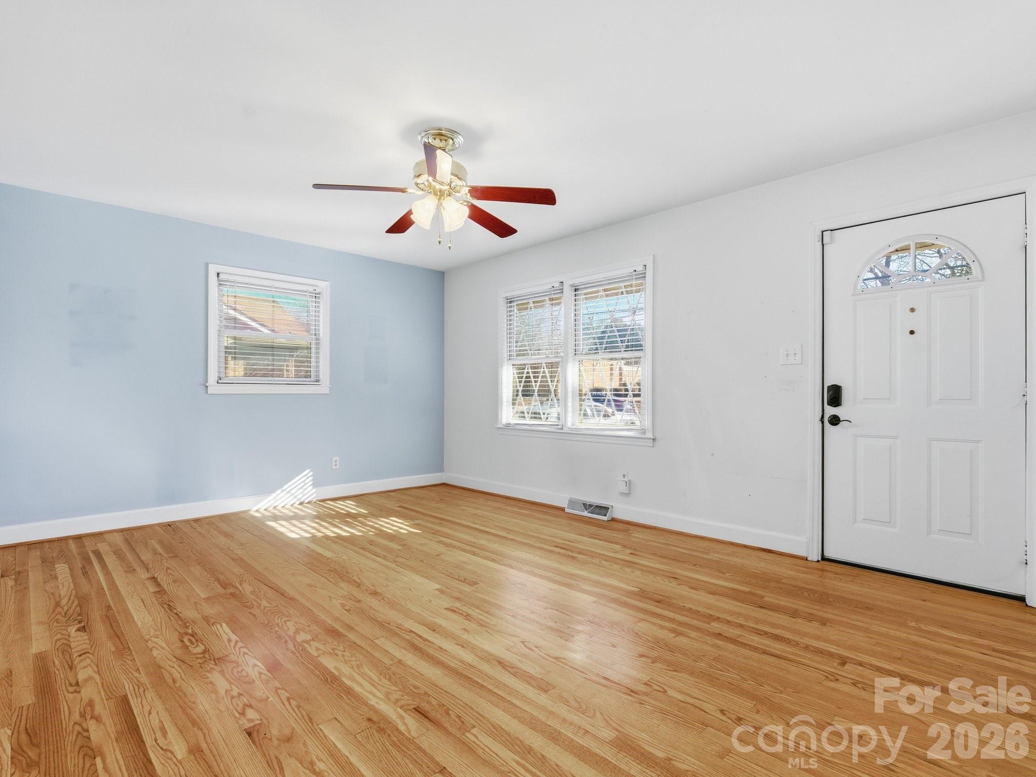 1537 Brookdale Avenue