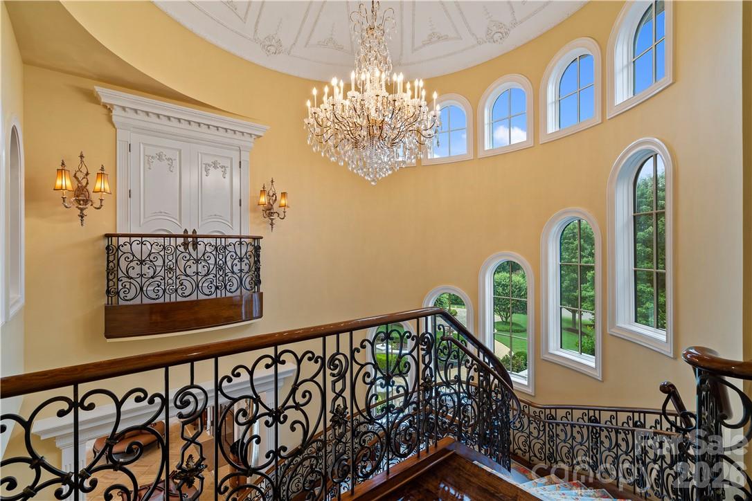 The Peninsula - Residential