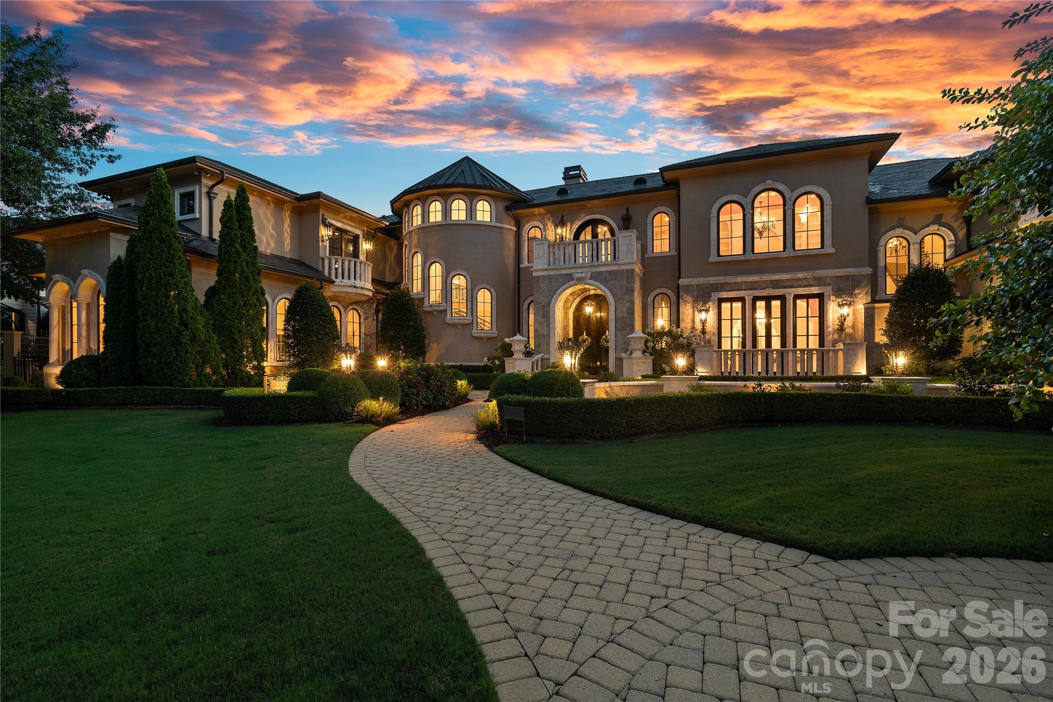 The Peninsula - Residential