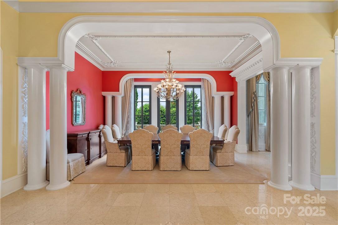 The Peninsula - Residential