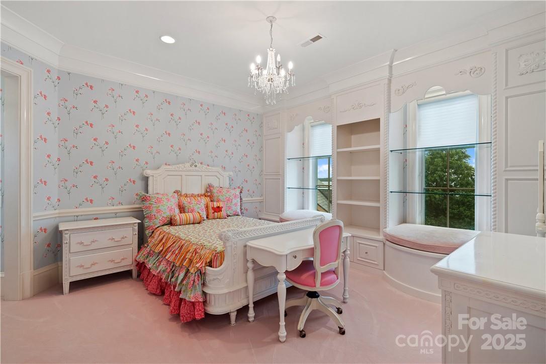 The Peninsula - Residential