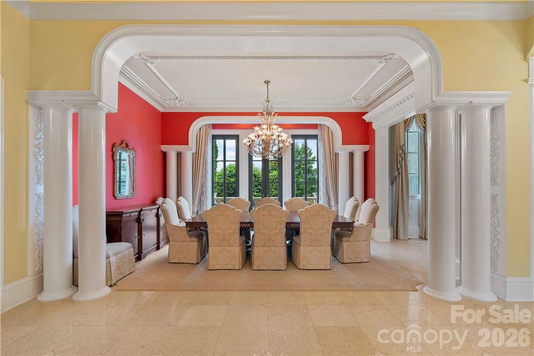 The Peninsula - Residential