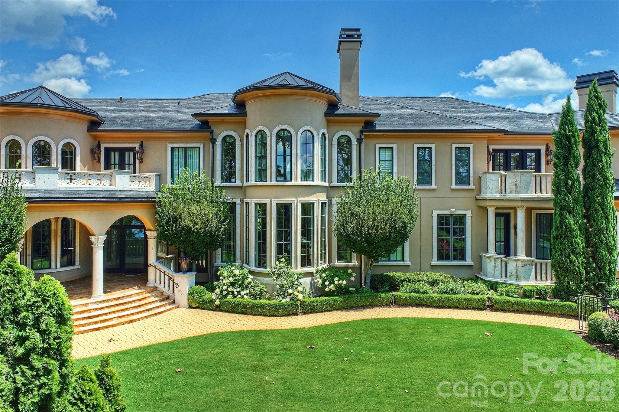 The Peninsula - Residential