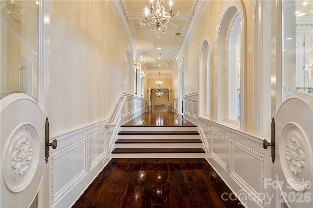 The Peninsula - Residential