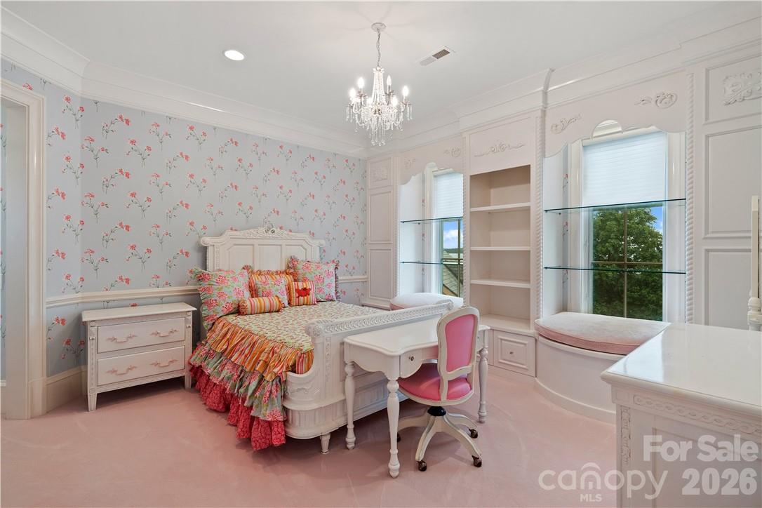 The Peninsula - Residential