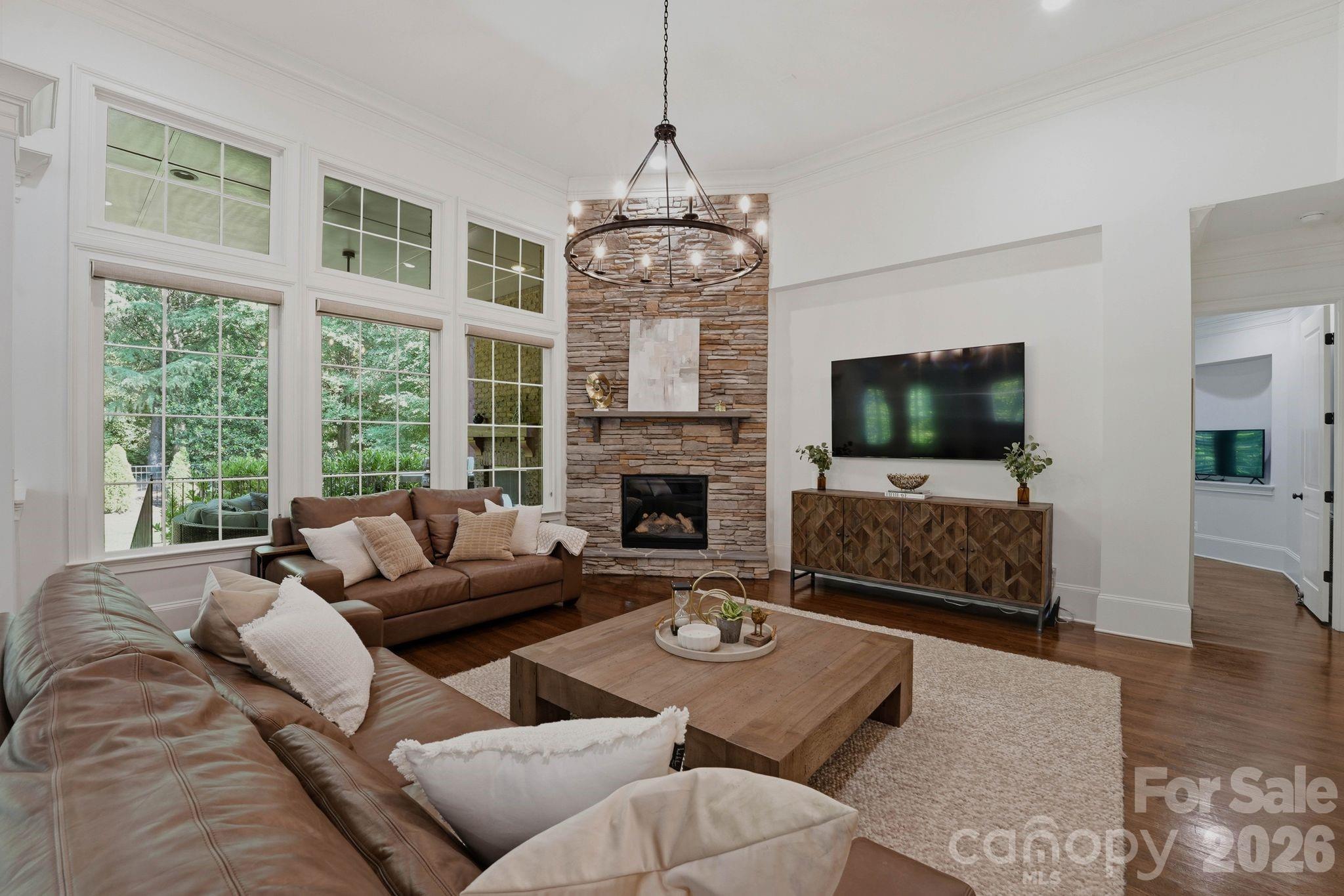 221 Glenmoor Drive