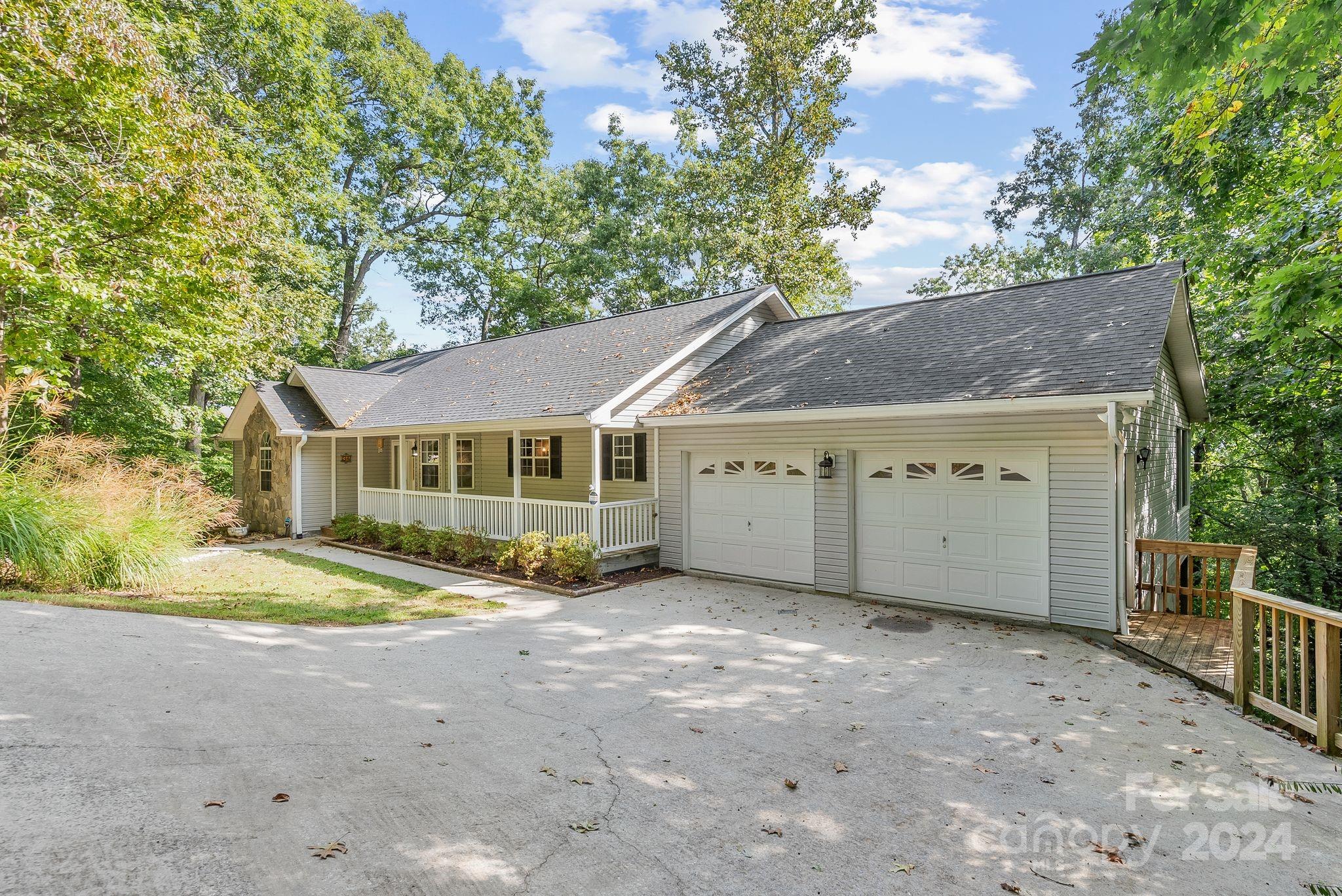 Foxwood - Residential