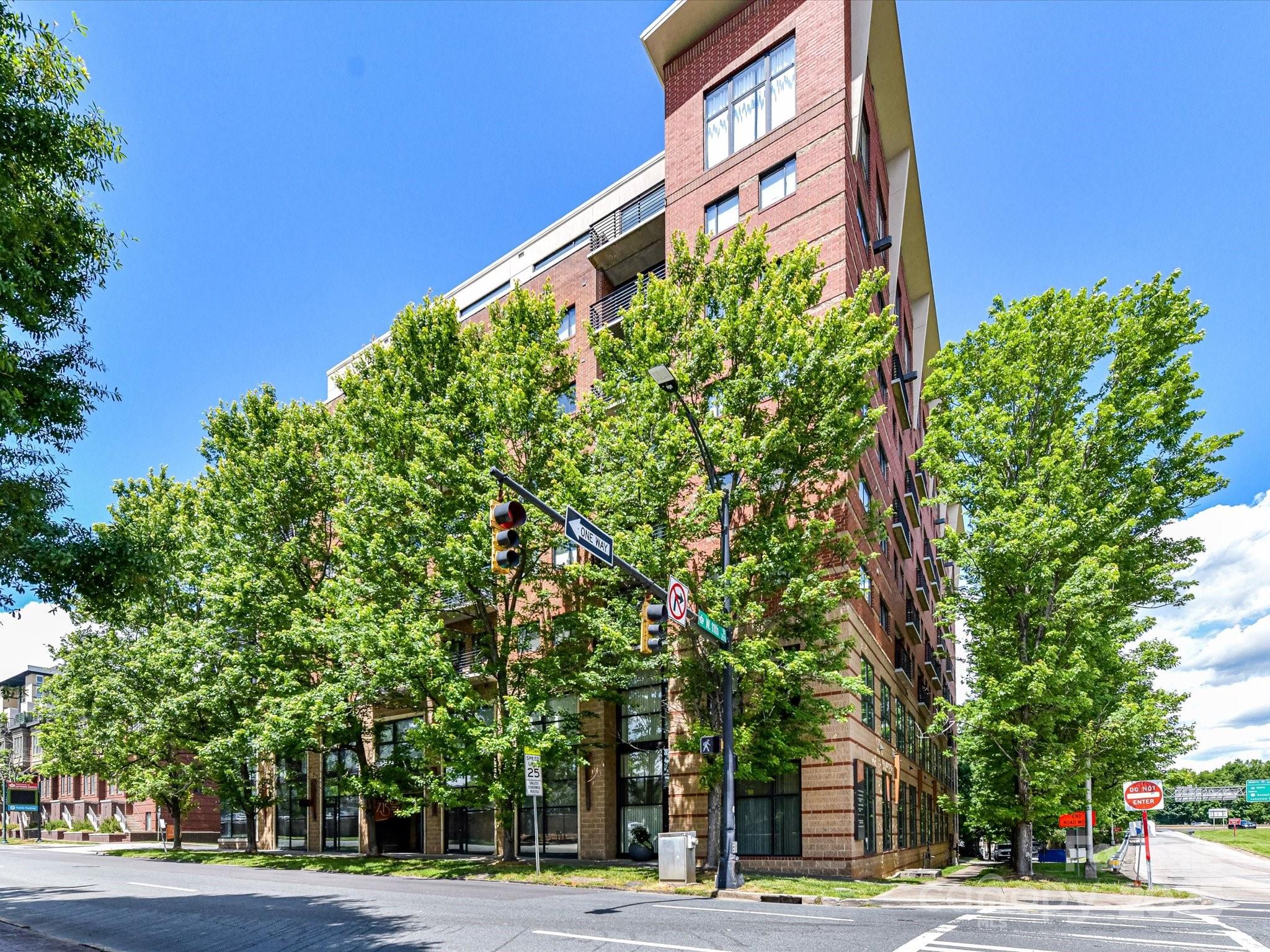 715 N Church Street 213