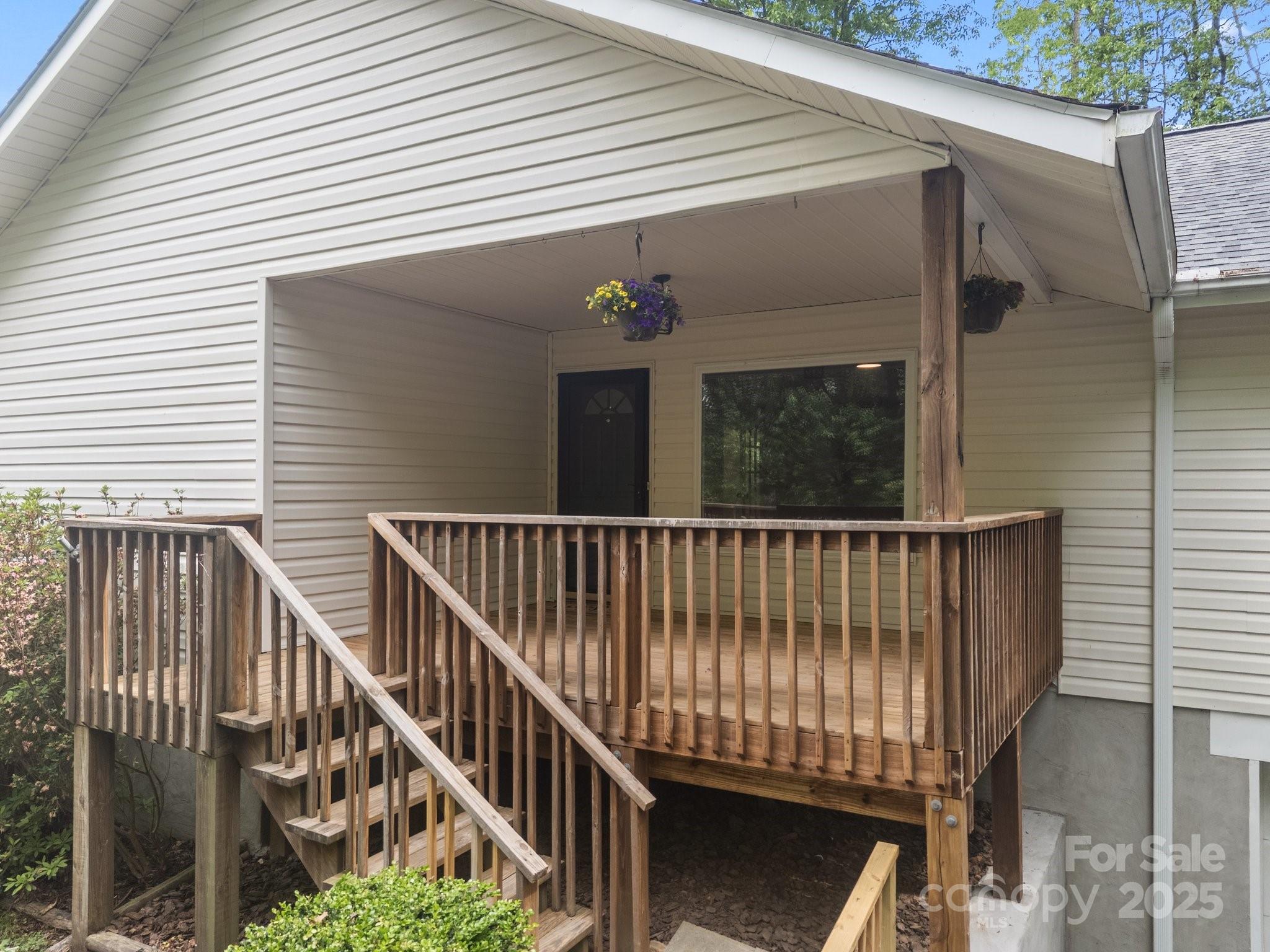 16 Lake Forest Lane