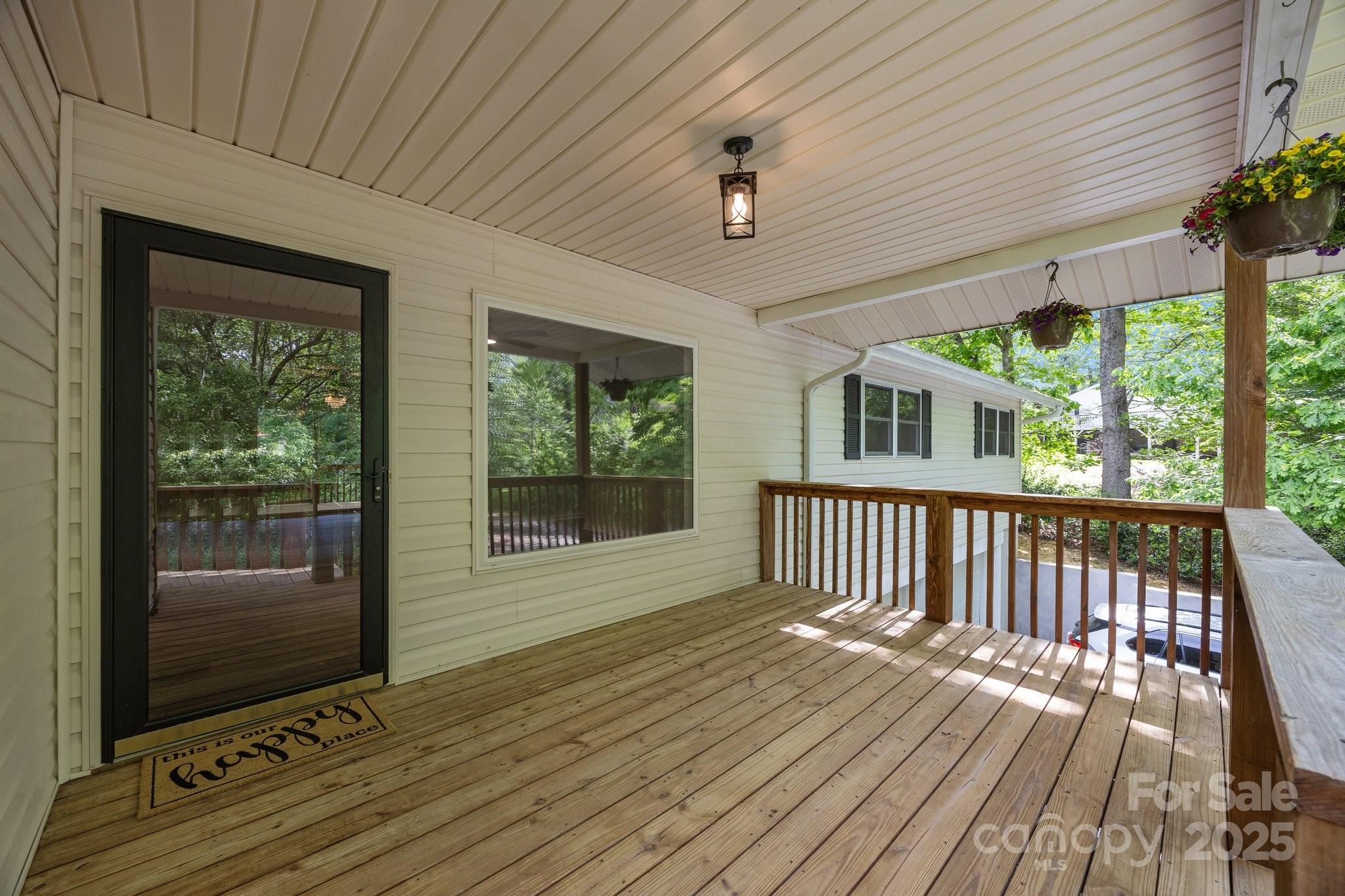 16 Lake Forest Lane