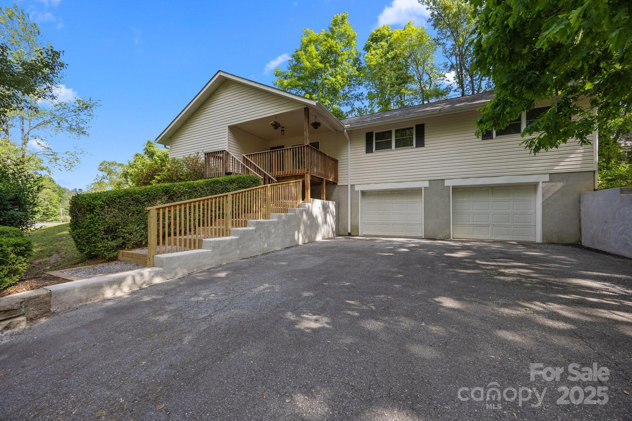 16 Lake Forest Lane