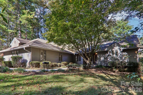 Photo of 108 Kenwood Drive, Hendersonville, NC 28739 (MLS # 4436626)
