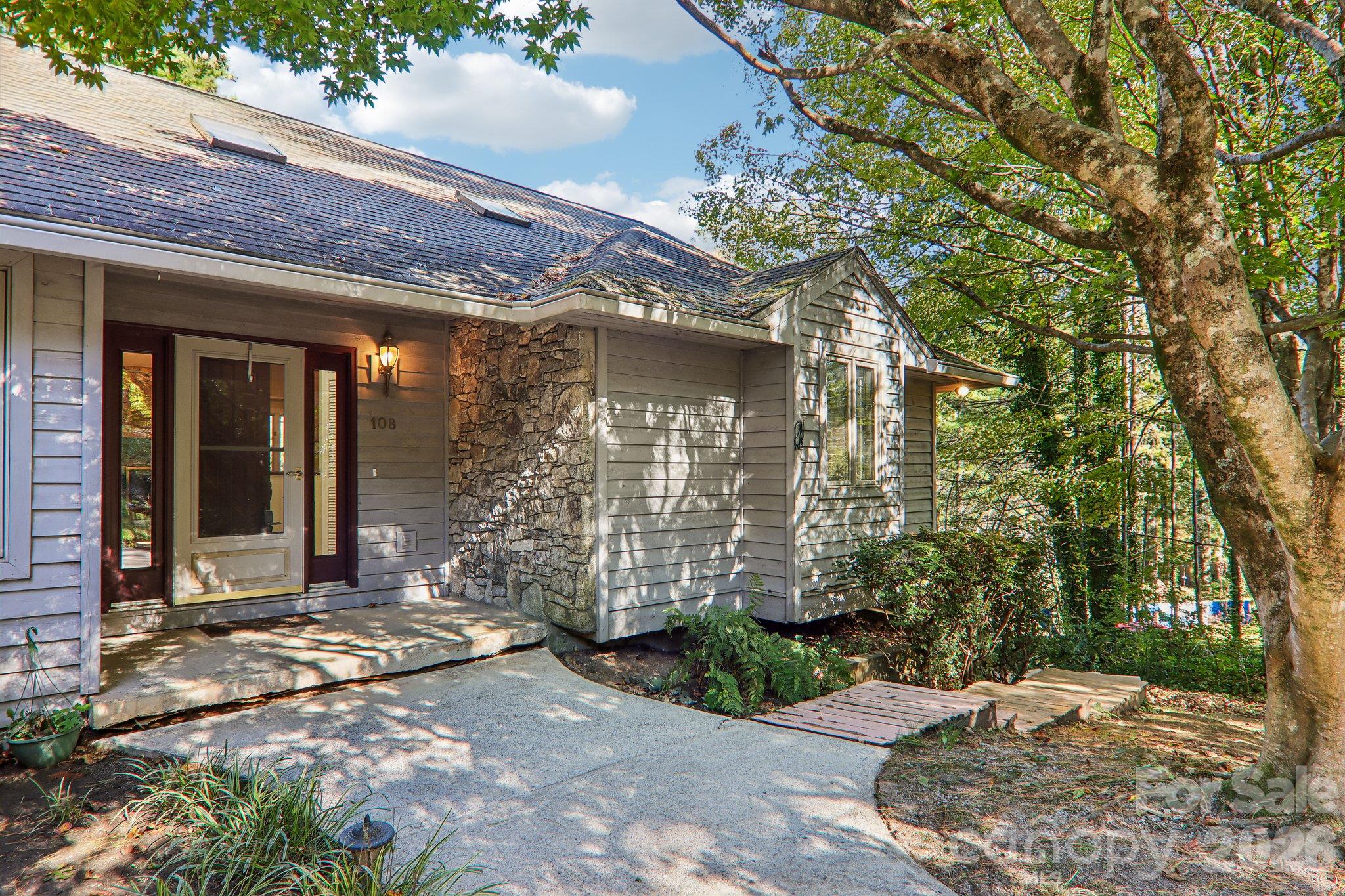 108 Kenwood Drive