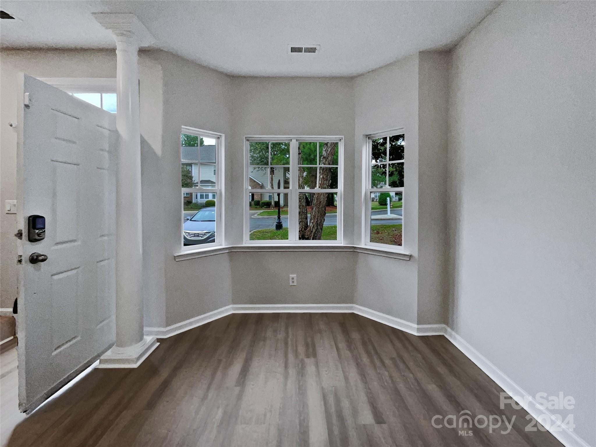 Savannah Townhomes - Residential